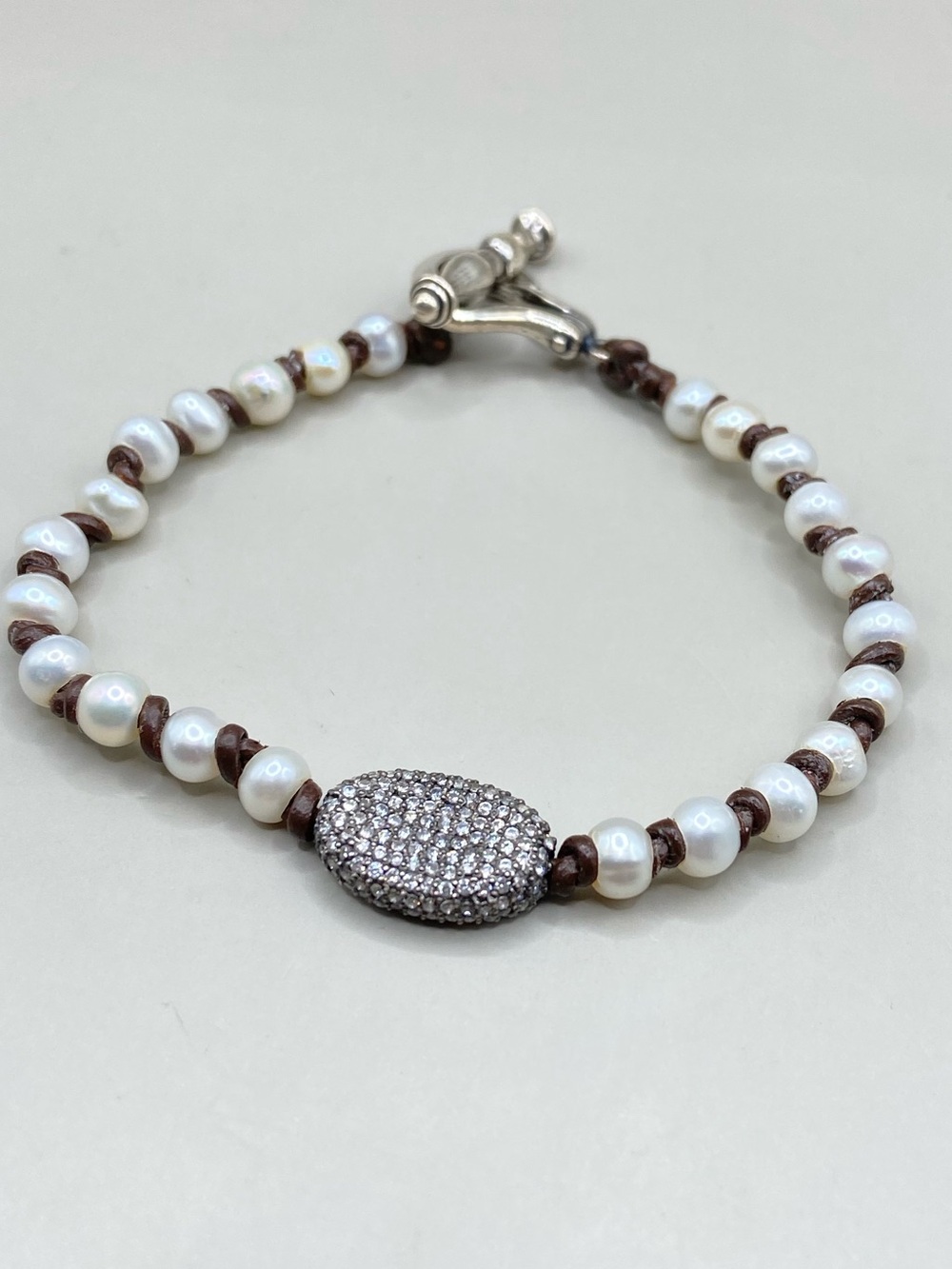 Kabana Pearl Leather Pave Cubic Zircona Toggle Bracelet - Picture 4 of 7